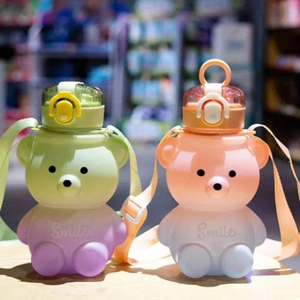800ml Large Capacity Water Bottle Portable Backpack Kettle Water Bottle Mug with Straw Kids Cup Cartoon Bear Plastic Sippy Cup