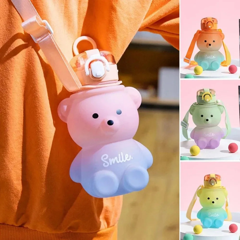 800ml Large Capacity Water Bottle Portable Backpack Kettle Water Bottle Mug with Straw Kids Cup Cartoon Bear Plastic Sippy Cup