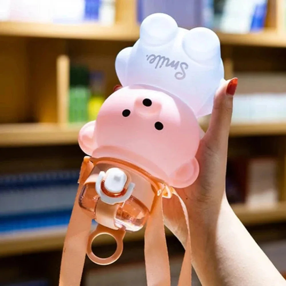 800ml Large Capacity Water Bottle Portable Backpack Kettle Water Bottle Mug with Straw Kids Cup Cartoon Bear Plastic Sippy Cup